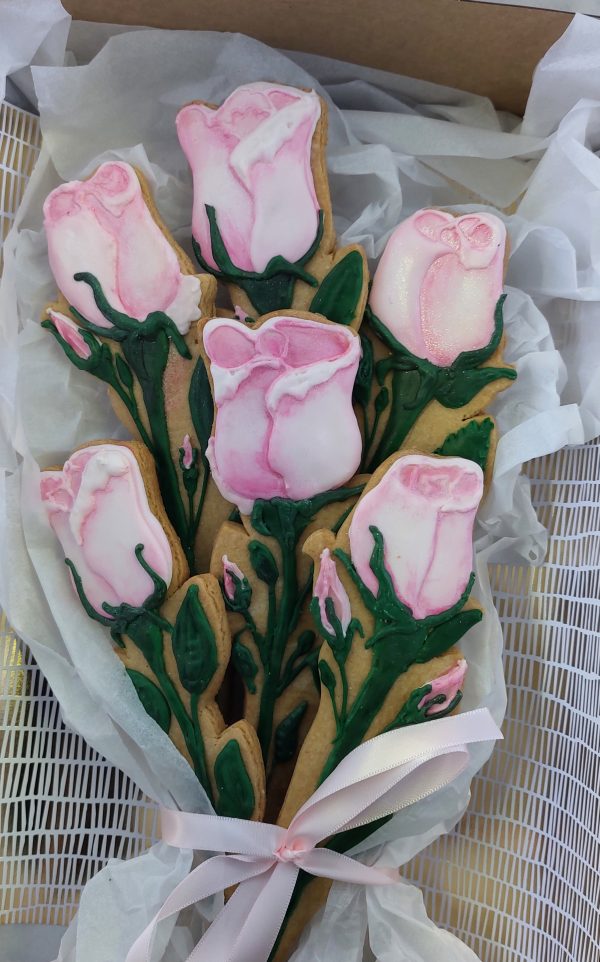 1/2 Dozen Long Stem Roses
